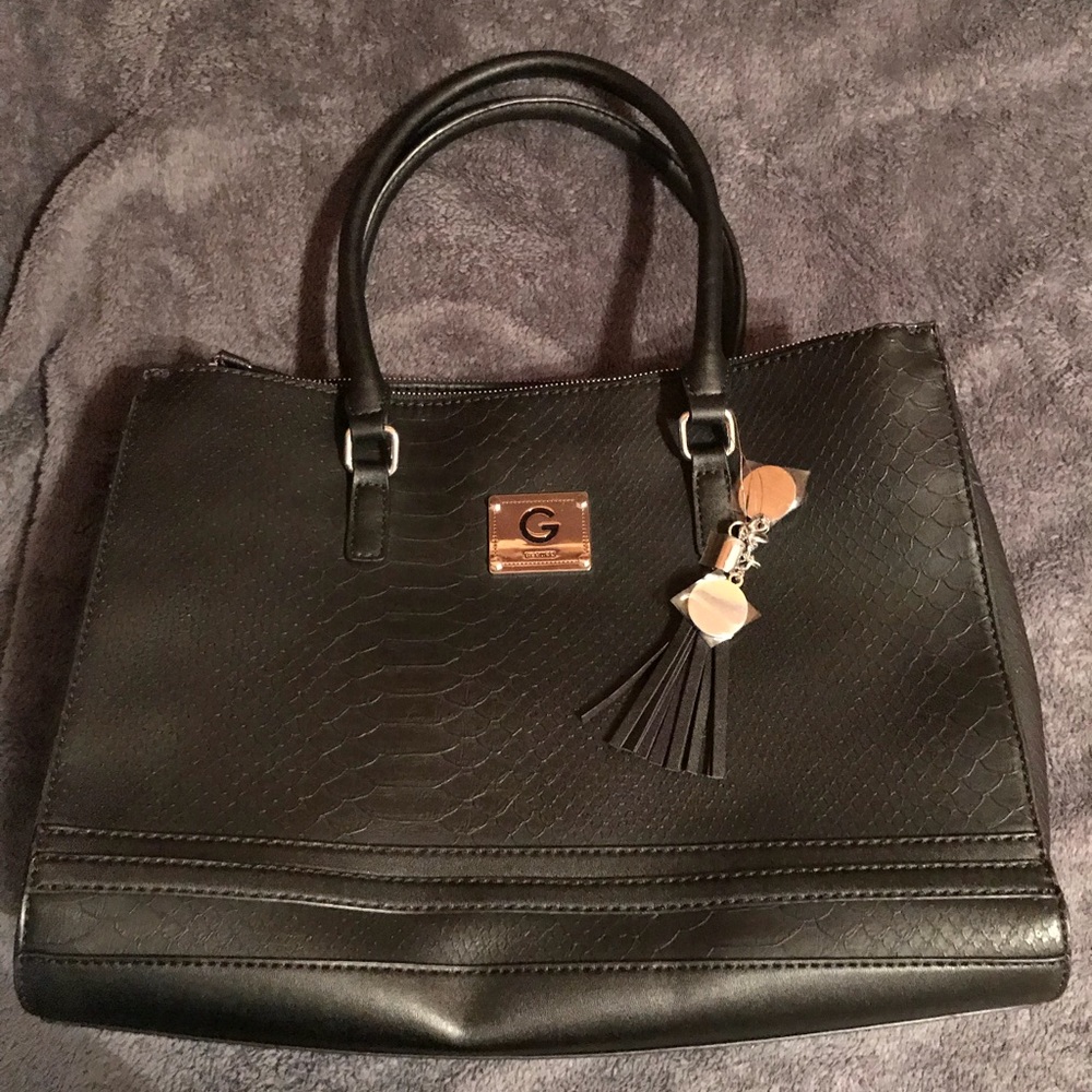 Guess purse